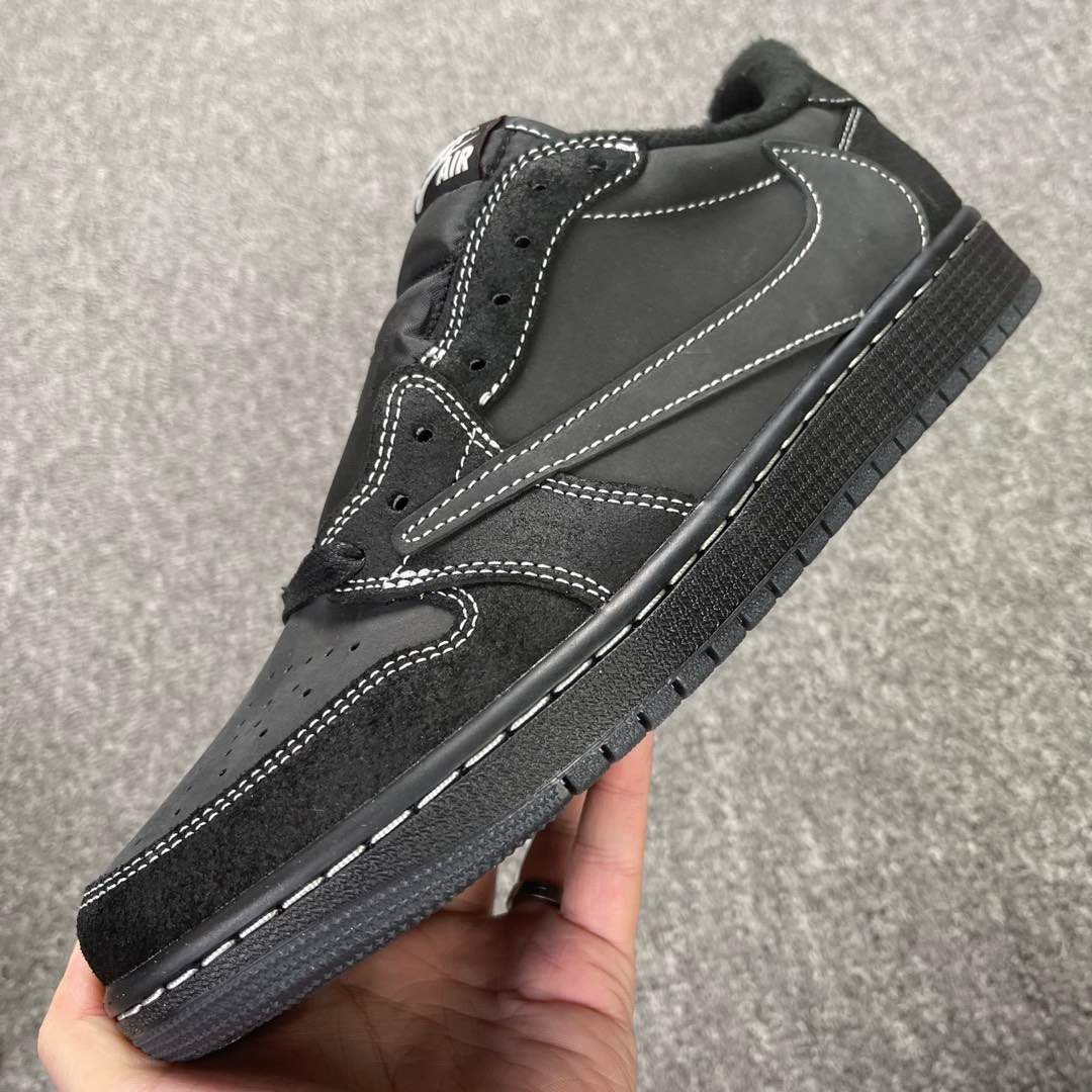 EyeConicWear-Travis-Scott-x-Air-Jordan-1-Low-OG-SP-Black-Phantom-3