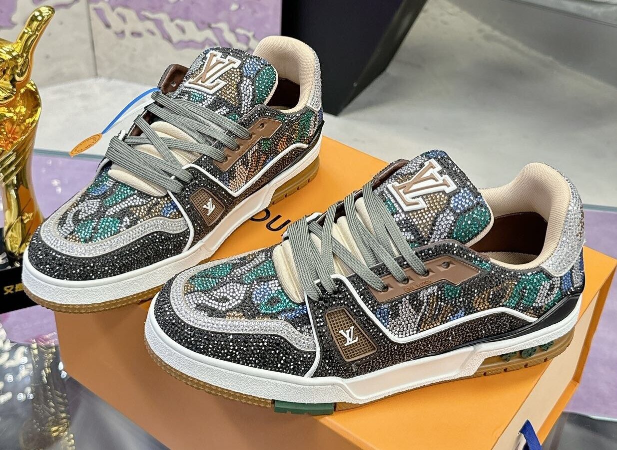 EyeConicWear-louis-vuitton-trainer-maxi-camouflage-54-handcrafted-rhinestone-sneakers-5